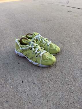 Tecs Folsom Style 8028 Lime Green Mesh Sneakers Size 8